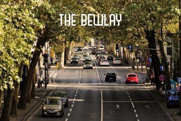 The Bewlay: A Modern Display Font for Makers